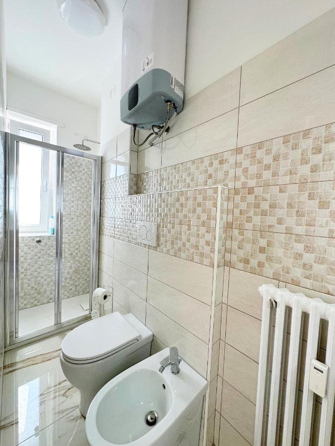 Wh - Un Posto Al Sole - Attico Monolocale Con Parcheggio Gratuito - 5 Minuti Dal Centro - Wifi Daire Sanremo Dış mekan fotoğraf